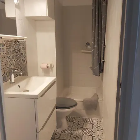 Meublé L'orée Du Parc Apartamento