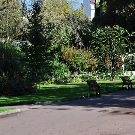 Meublé L'orée Du Parc Apartamento Aix-les-Bains